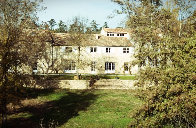 casa rural amueblada en una finca