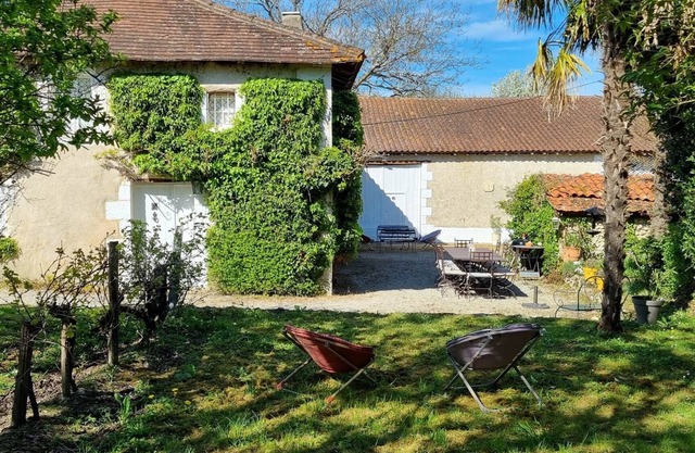 Chateau / Country House