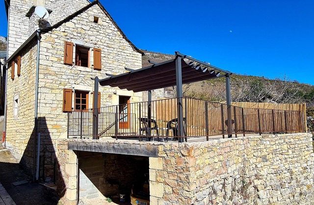 Gîte la Cardabelle -Gîte-Baño con bañera