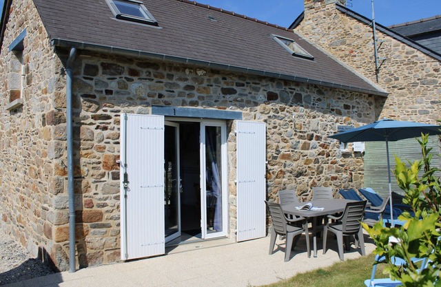 Gîte TI GLAS-Gîte en casa de campo reformada en la bahía de Mont-St-Michel