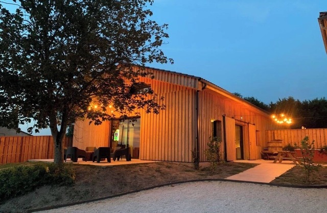 Gîtes Barns de la Truffière: Loft Côté Cuvier