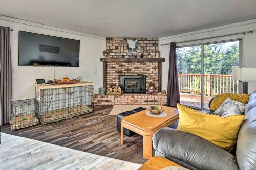 Game Room and Mtn Views Tuolumne Hideaway!