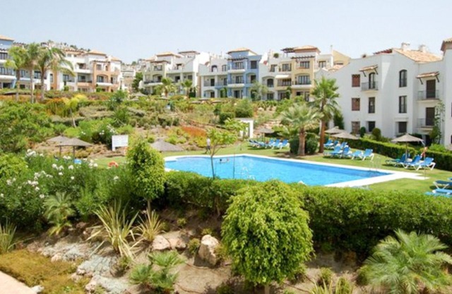 Apartamento con jardín en La Torre, Club de Golf Los Arqueros