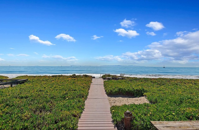 Garden Cottage | Miramar Beach with Shared Deck