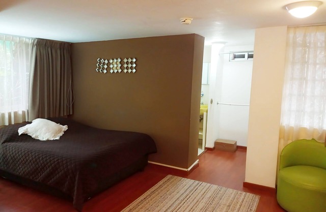 CASA DE JARDÍN, BIENVENIDOS AL BARRIO DE SAN ANGEL