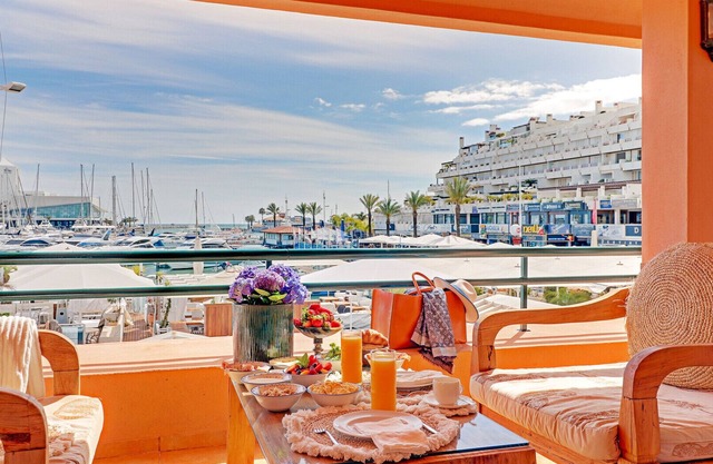 GARDEN MARINA APARTMENT