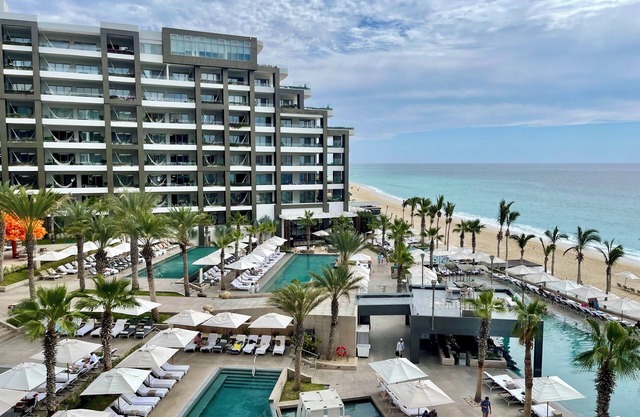 Garza Blanca 5 Star Luxury Resort: 2 bed/3 bath suite @ Los Cabos Beach