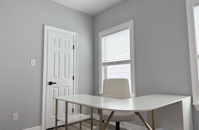 Gated 2BR Houston Home Near Med Center