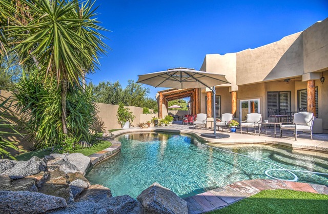 Gated Community Fantastic Location Pet-Friendly So close to Spring training.