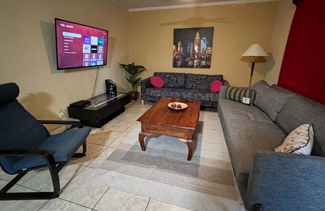 Amueblado WiFi Casa de vacaciones Netflix 2 habitaciones 1 baño cerca de playas golf casino
