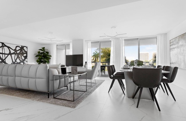 Gateway 2BR Apt★Rooftop Pool★Perfect For Families