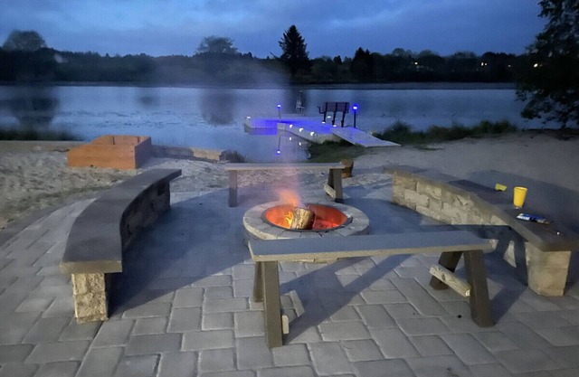 Gearhart Lakefront Vacation Rental