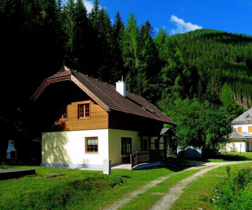 Gemütliches Ferienhaus In Ruhiger Lage