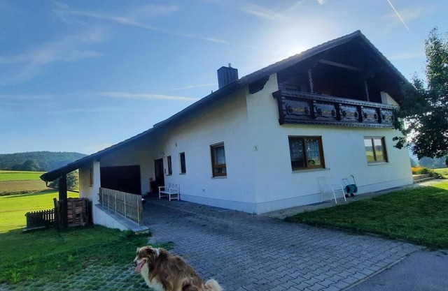 Amplio apartamento (115 m2) con balcón y jardín, perfecto para sus vacaciones familiares.