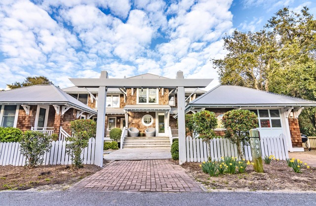 Bienvenido a 3 Little Birds en Bald Head Island