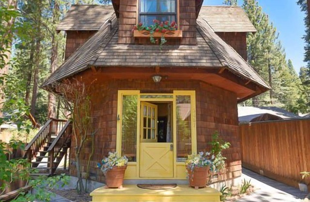 Gingerbread Cottage en Lower Kings Beach!