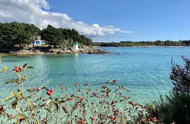 GITE BREIZH, con piscina climatizada, cerca del mar, Bénodet y Locronan, WIFI