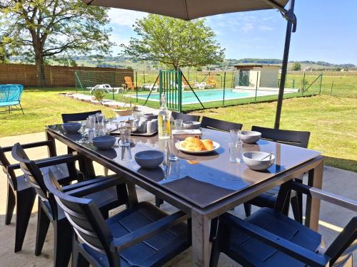 Gite du Conty - Maison familiale avec piscine au cœur du Périgord, proche Bergerac