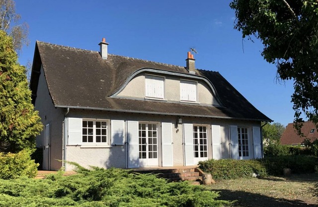 Casa rural Yvoy-le-Marron, 2 dormitorios, 4 personas