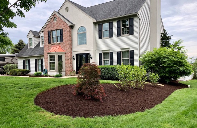Glen Oaks Colonial Home