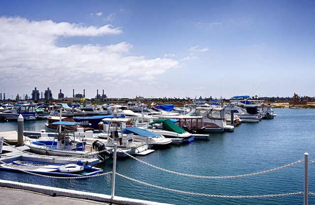 Golden Sails Hotel