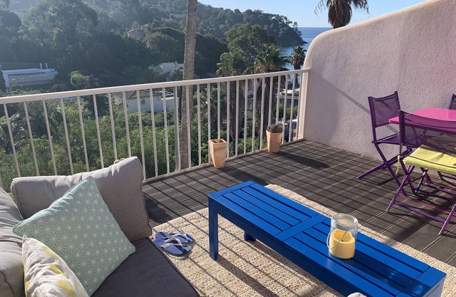Apartamento en la planta superior / terraza, vista al mar