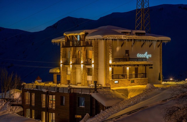 Good Aura Hotel