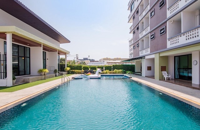 Goodtimes Pool Villa (A pie de playa)