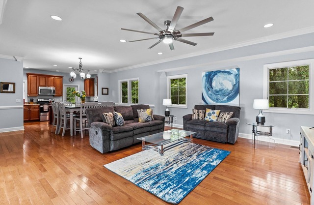Gorgeous 4 bd home with elevator and EV charger- NO cleaning fee!