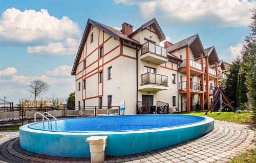 Gorgeous Apartment In Sztutowo