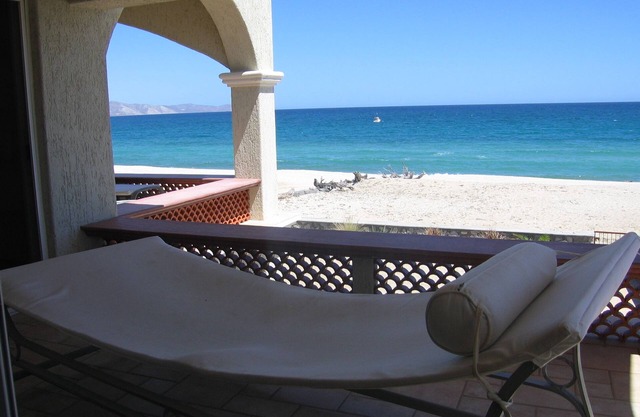 Gorgeous Beach Front Villa, en el Mar de Cortés en Baja