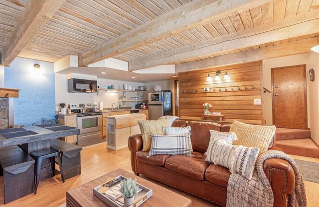 Gorgeous Chalet at the heart of Government Camp