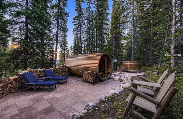 Gorgeous Custom Log Home - ¡Perfecto para familias / parejas! ¡Mira el video!