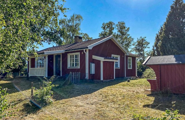 Gorgeous Home In Ålem With Wifi