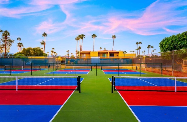 Gorgeous, Safe Community, W/Pickleball, Pool, Spa