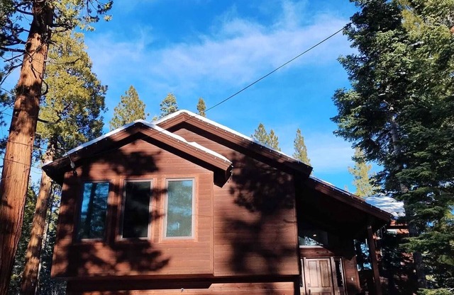 Gorgeous, Spacious & Cozy Cabin in Kings Beach