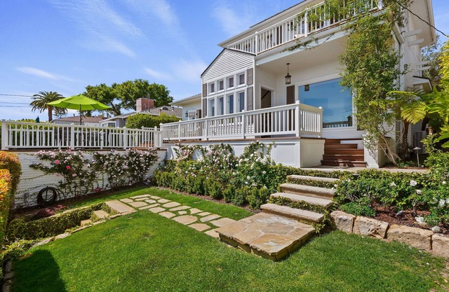 Gorgeous 3 BR 3 BA Upper Eastside Inicio - Ciudad y vistas al mar!