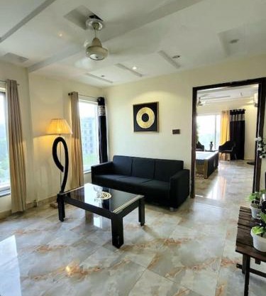 Graceful 1 bed apartment bahria