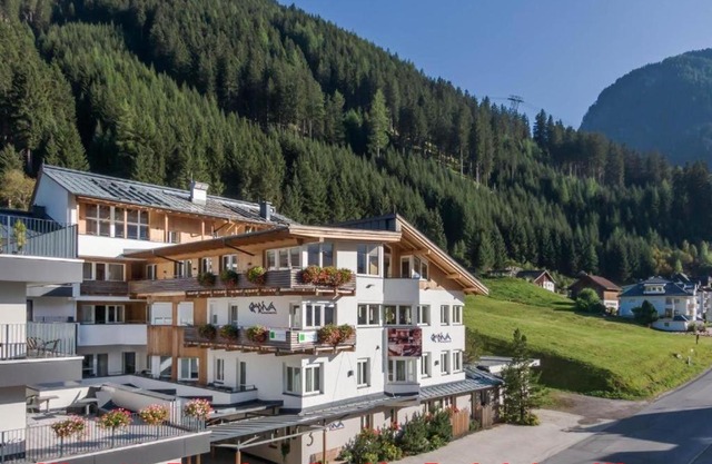 Gradiva Apartments
