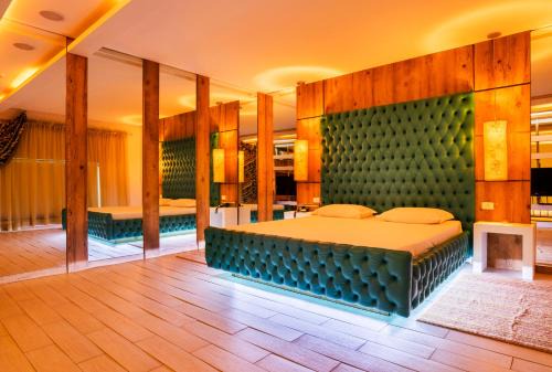 Gran Motel Dubai by Drops