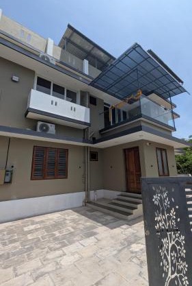 Grand Beach Villa