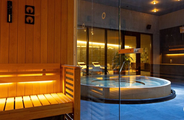 Grandi by Center Hotels