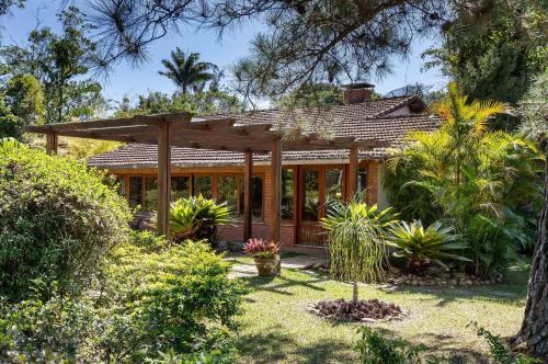 Casa Granja Comary com piscina e jacuzzi privativa