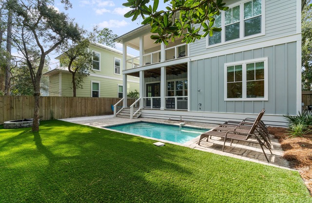 Grayton Beach-30A-Sleeps 12-Private HEATED POOL-Walk to Beach