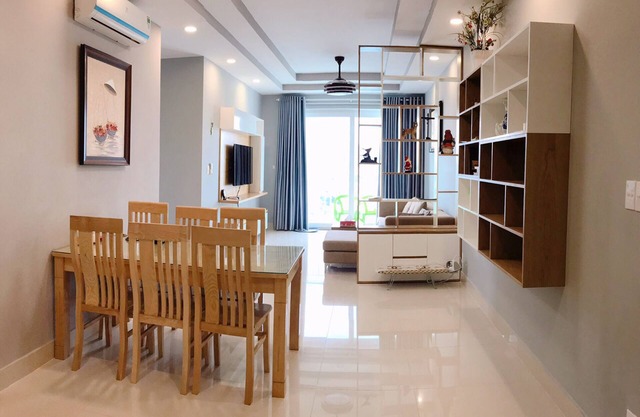 Excelente apartamento de 3 habitaciones, a pocos pasos de la playa, vista al lago