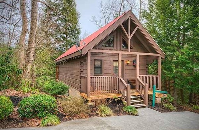 Genial para parejas .. Buena ubicación. Cerca de Downtonwn Gatlinburg.