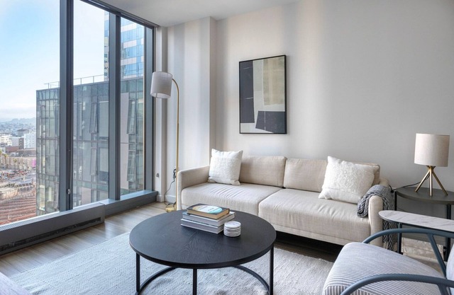 Great Soma 1BR w/ Pet Spa & Pool, nr Coffee & Shops, by Blueground