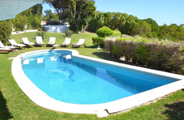 Villa con cancha de tenis, piscina climatizada, Cascais cerda de la playa
