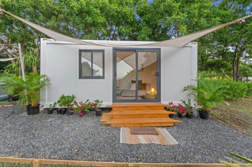 Green Cottage #1 Pitahaya