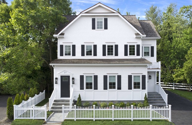 Greenwich Proper Brand New Home - 5 minutes to town and train - Must See!!!